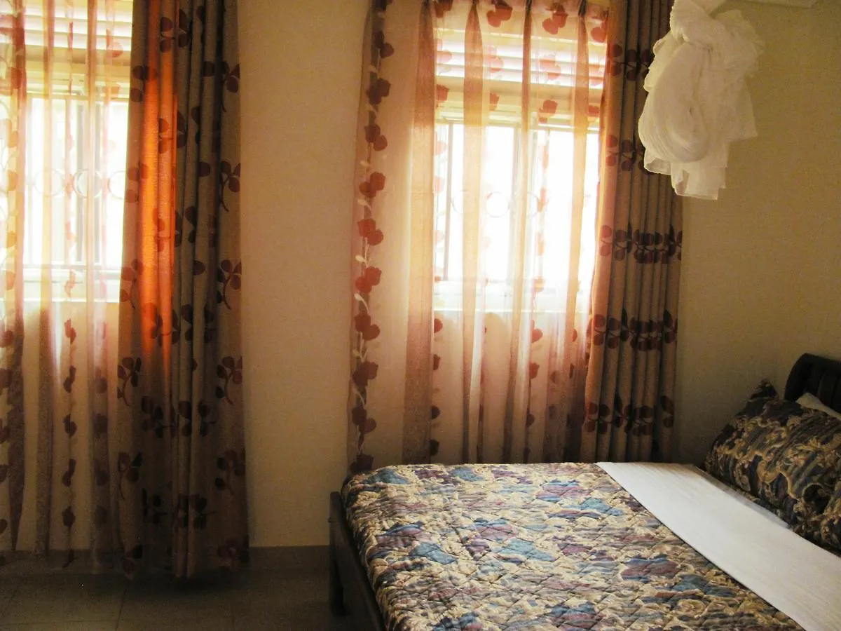 Hotell Sadrina Comfort Cottages Kampala