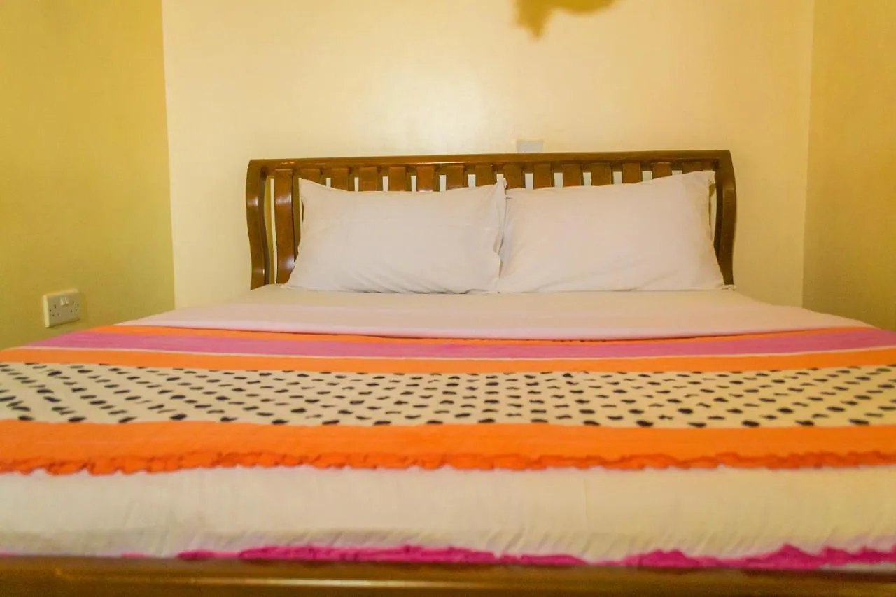 Sadrina Comfort Cottages Kampala Hotell
